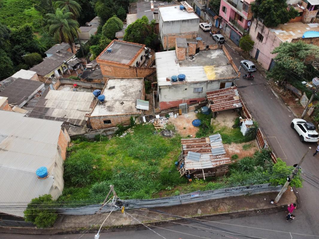 Lote, Olhos D'água, 0 Quarto, 0 Vaga
