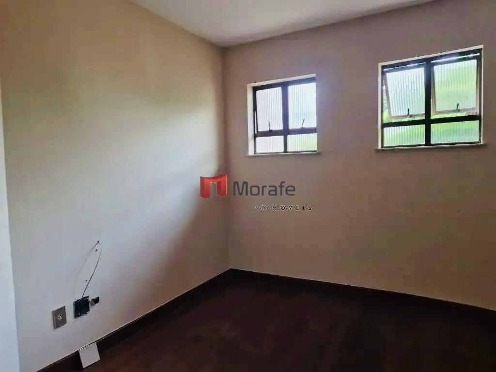 Casa, Itapoã, 5 Quartos, 2 Vagas, 1 Suíte