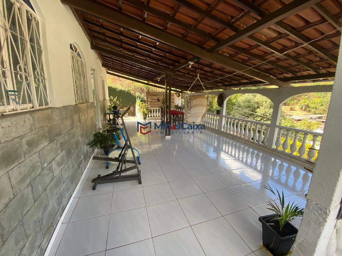 Casa, João XXIII, 5 Quartos, 4 Vagas, 1 Suíte