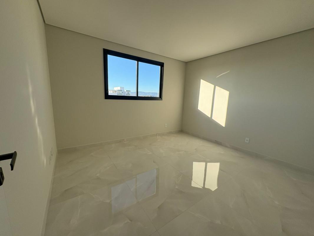 Apartamento, Santa Cruz Industrial, 4 Quartos, 3 Vagas, 1 Suíte