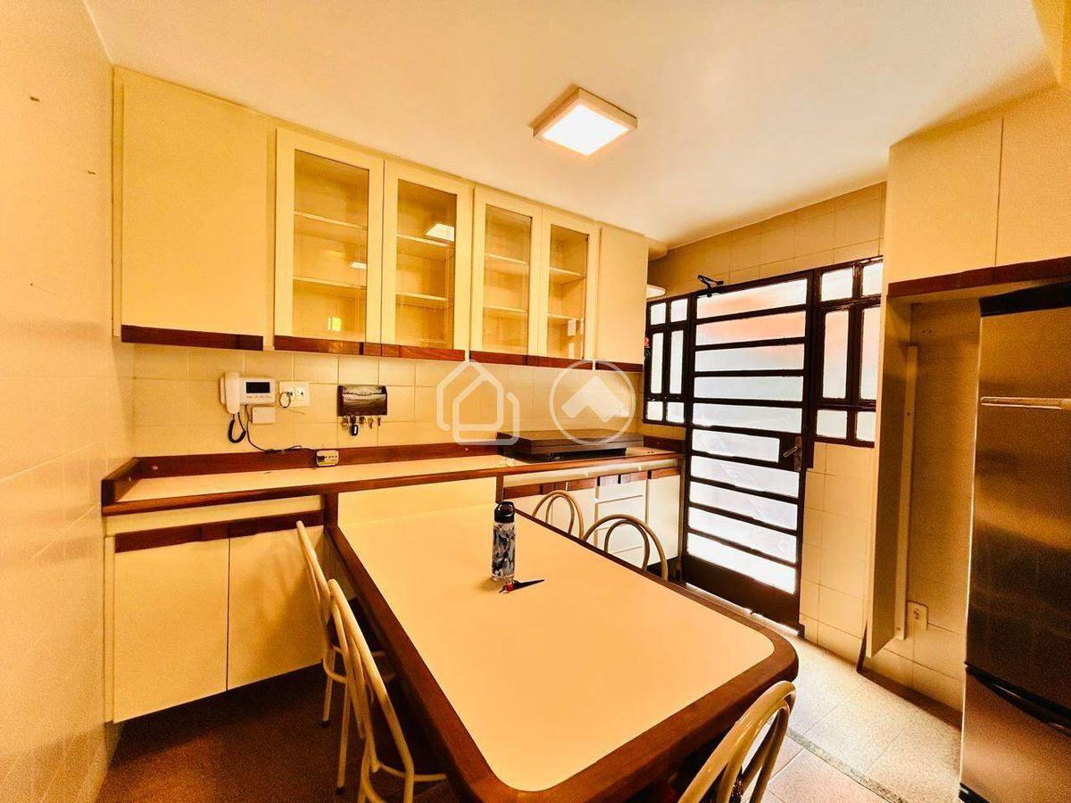 Casa, Buritis, 4 Quartos, 6 Vagas, 1 Suíte