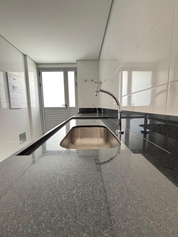 Apartamento, Sagrada Família, 3 Quartos, 2 Vagas, 1 Suíte