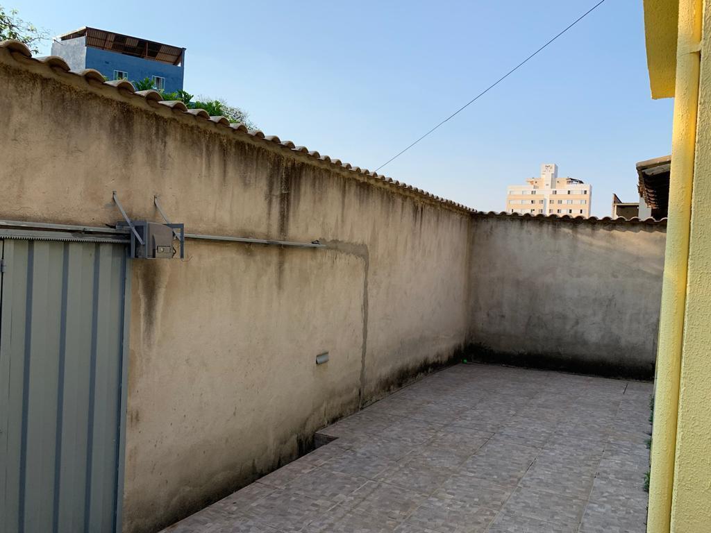 Casa, Ana Lúcia, 3 Quartos, 5 Vagas, 1 Suíte