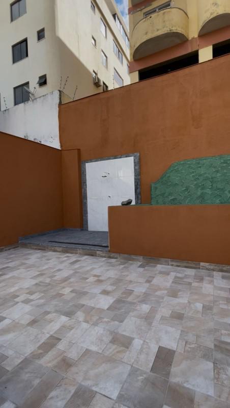 Casa, Castelo, 4 Quartos, 3 Vagas, 1 Suíte