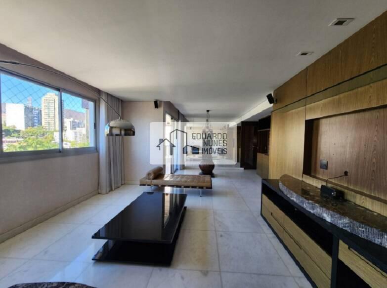 Apartamento, Funcionários, 4 Quartos, 0 Vaga, 2 Suítes