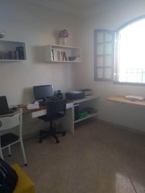 Casa, Oitis, 4 Quartos, 2 Vagas, 1 Suíte