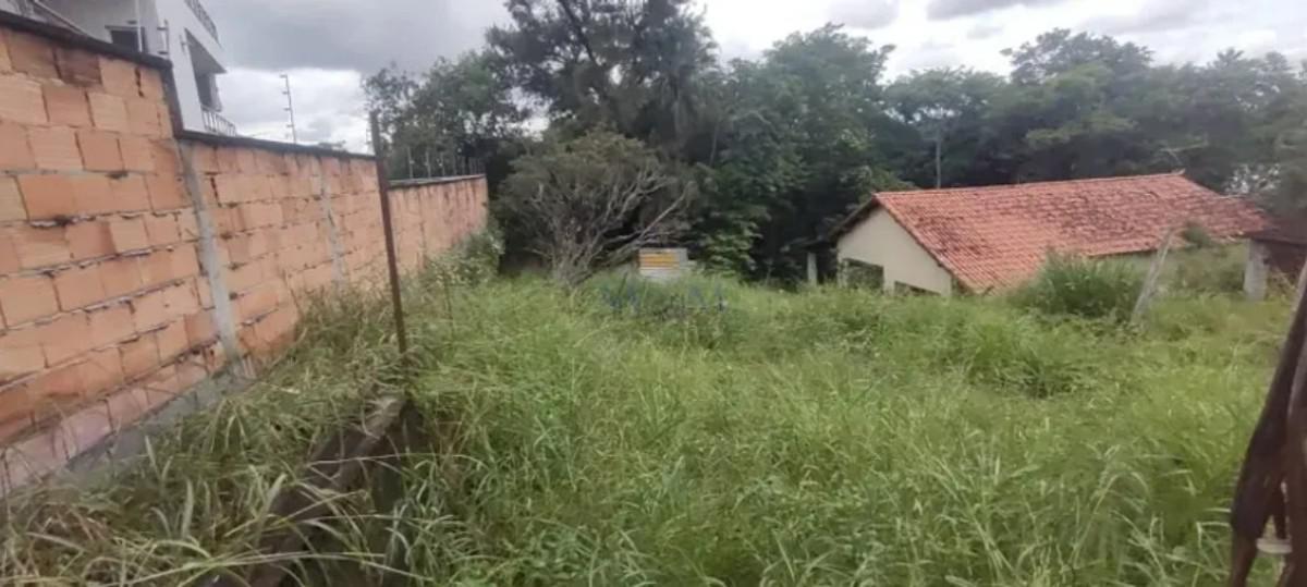 Lote, Santa Mônica, 0 Quarto, 0 Vaga
