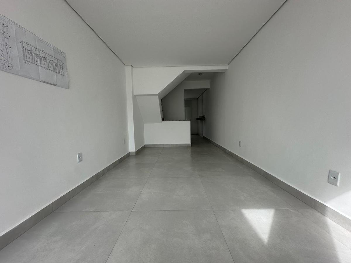 Casa, Jardim Leblon, 2 Quartos, 1 Vaga