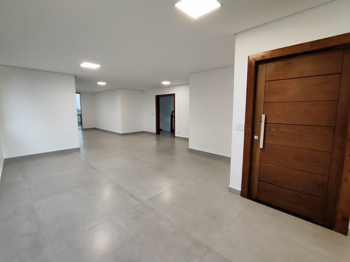 Casa, Alphaville Minas Gerais, 3 Quartos, 4 Vagas, 2 Suítes