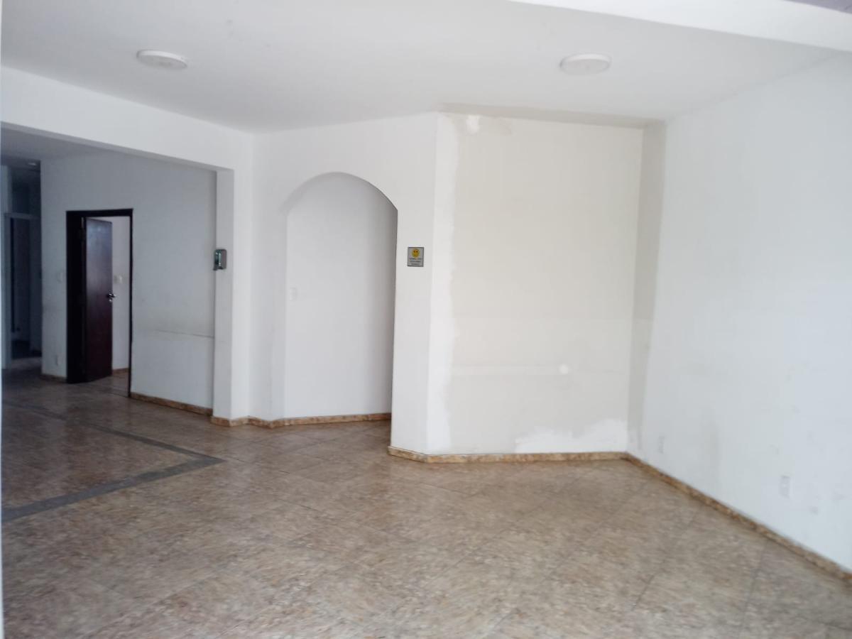 Casa Comercial, Santa Efigênia, 0 Quarto, 2 Vagas