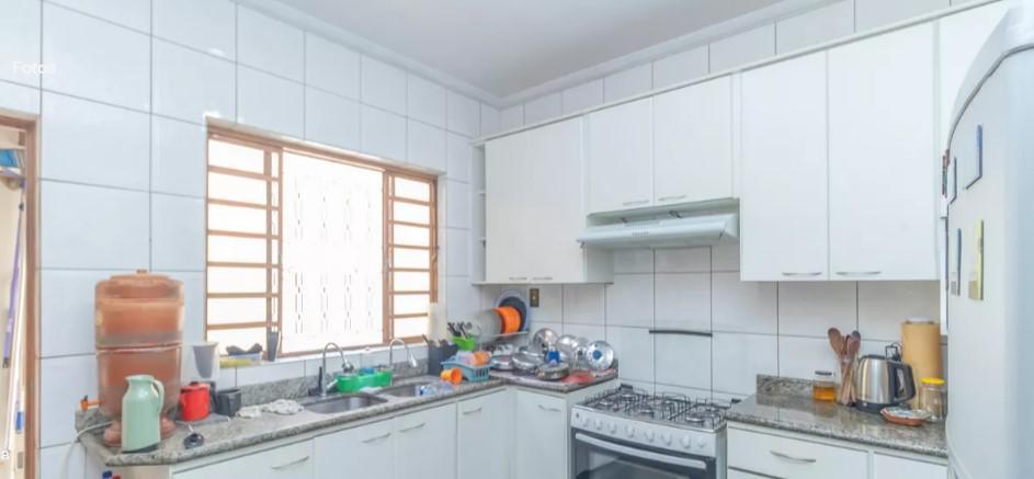 Casa, Santa Cruz, 5 Quartos, 3 Vagas, 2 Suítes