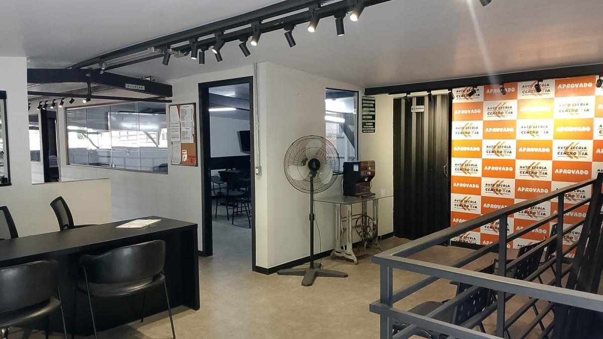 Sala, Cidade Nova, 0 Quarto, 10 Vagas