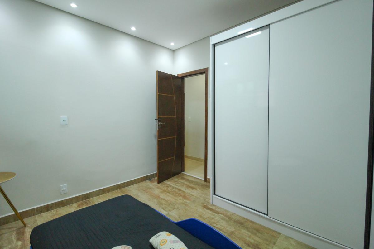 Casa, Novo Eldorado, 4 Quartos, 4 Vagas, 1 Suíte