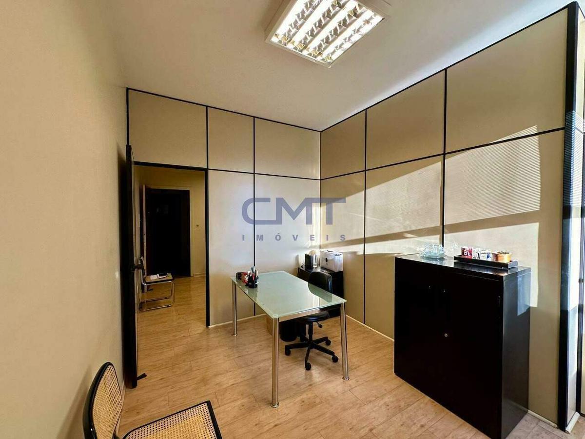 Sala, Estoril, 0 Quarto, 3 Vagas
