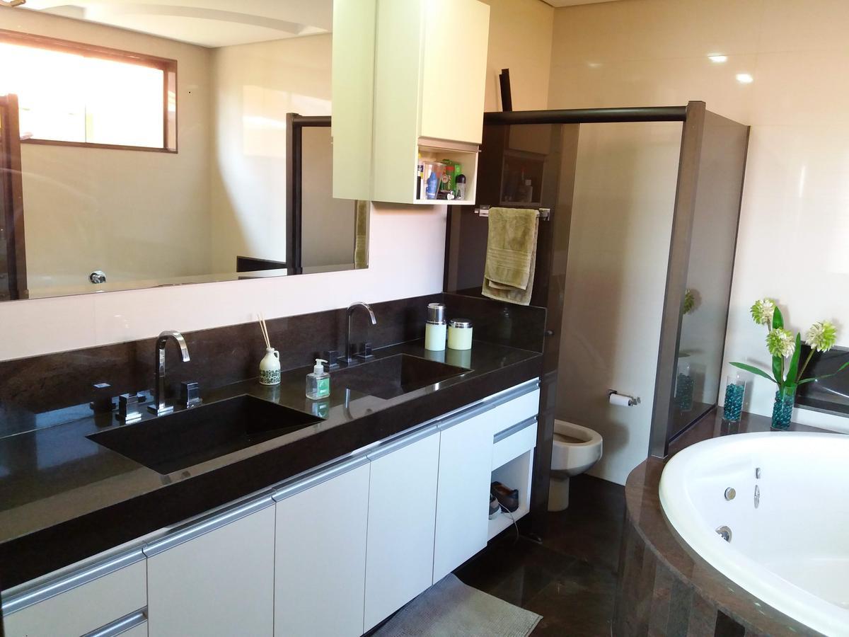 Casa, Colégio Batista, 4 Quartos, 4 Vagas, 2 Suítes