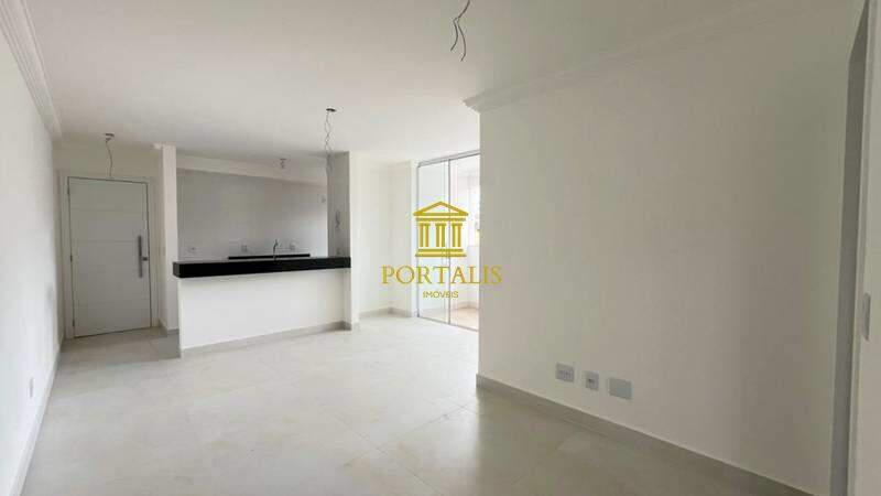 Apartamento, Sagrada Família, 3 Quartos, 2 Vagas, 1 Suíte