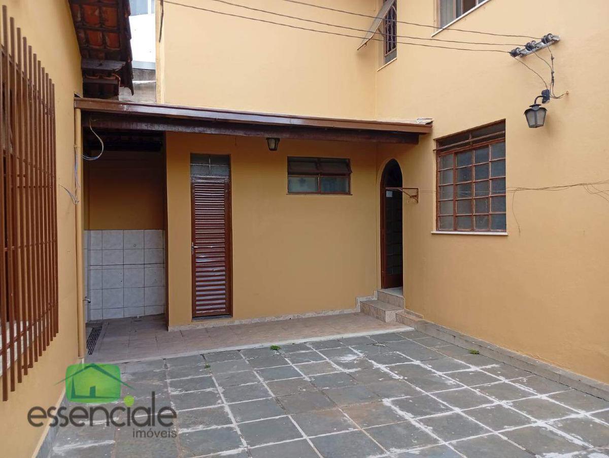 Casa Comercial, Eldorado, 4 Quartos, 4 Vagas, 1 Suíte