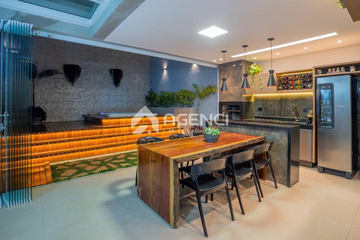 Casa, Cabral, 3 Quartos, 0 Vaga, 1 Suíte