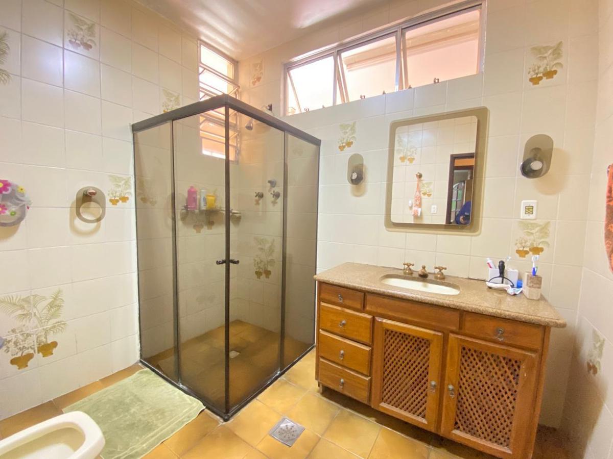 Casa, Horto, 4 Quartos, 7 Vagas, 2 Suítes