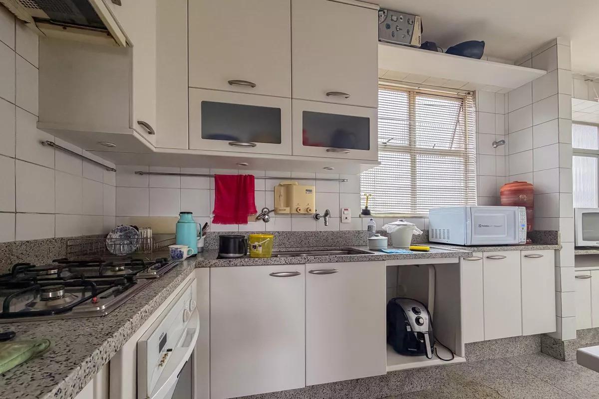 Apartamento, Santo Agostinho, 4 Quartos, 2 Vagas, 1 Suíte