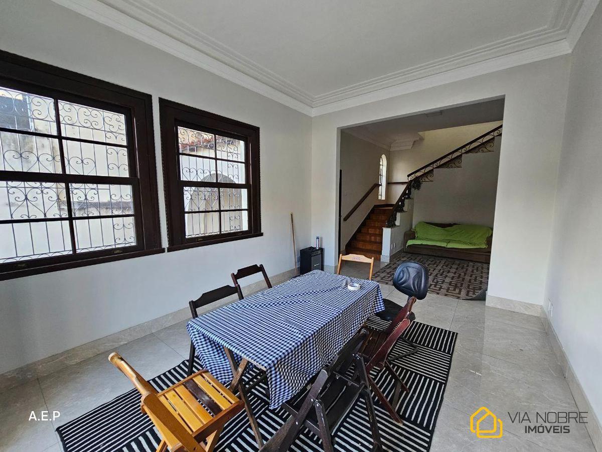 Casa, Santo Agostinho, 6 Quartos, 12 Vagas, 2 Suítes