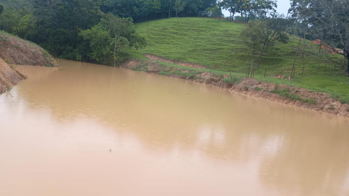 Fazenda, Centro, 3 Quartos, 100 Vagas