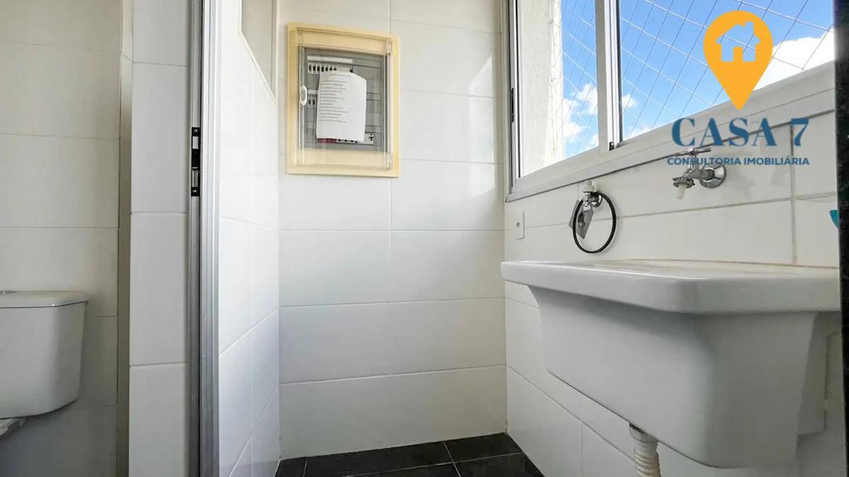 Apartamento, Serra, 2 Quartos, 3 Vagas, 1 Suíte