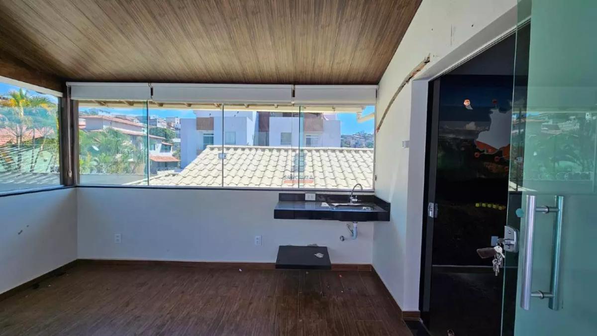 Casa, Fonte Grande, 4 Quartos, 8 Vagas, 1 Suíte