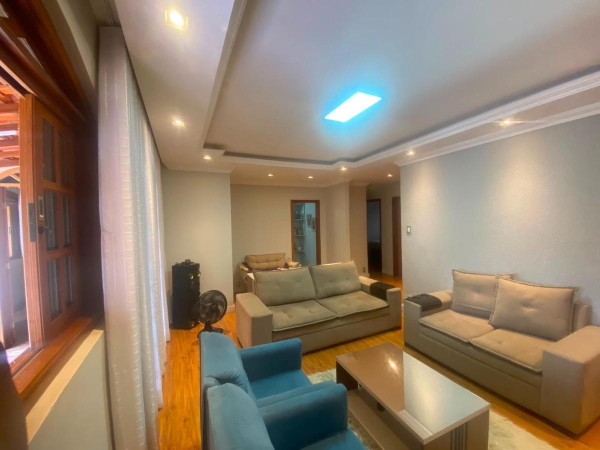 Casa, Jardim Leblon, 3 Quartos, 8 Vagas, 1 Suíte