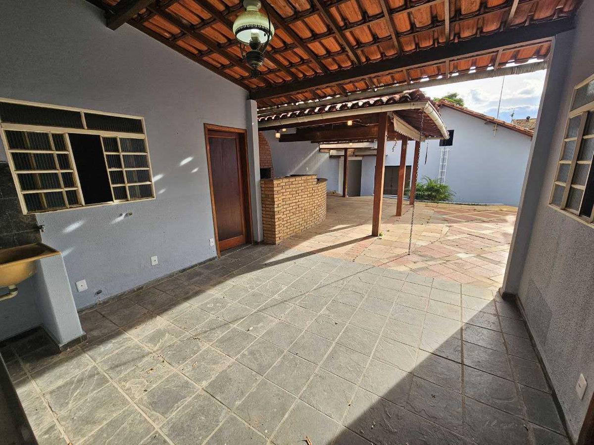 Casa, São Lucas, 3 Quartos, 4 Vagas, 2 Suítes