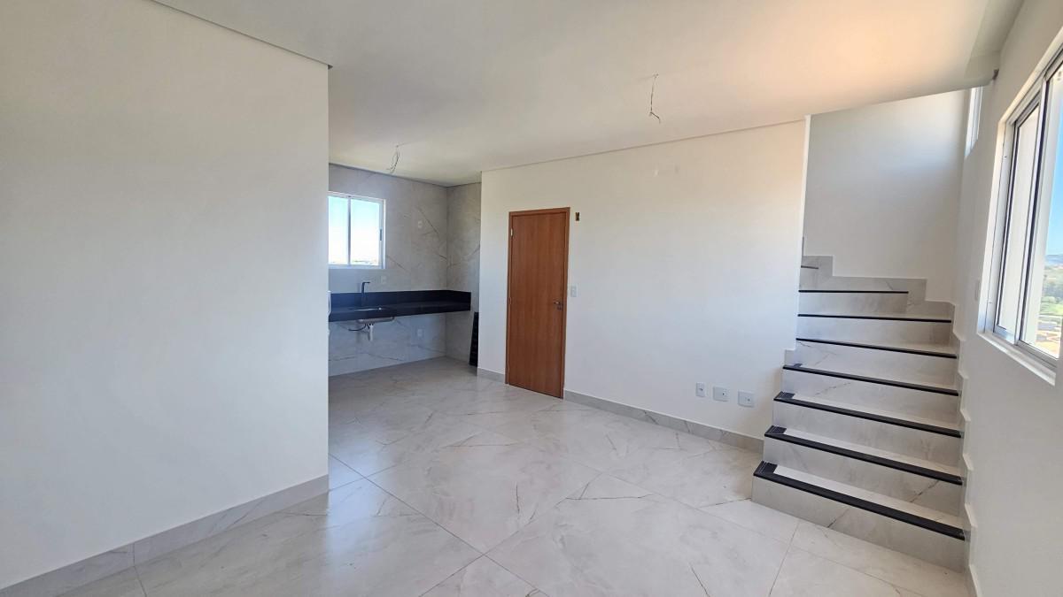 Cobertura, Miramar (barreiro), 3 Quartos, 2 Vagas, 1 Suíte