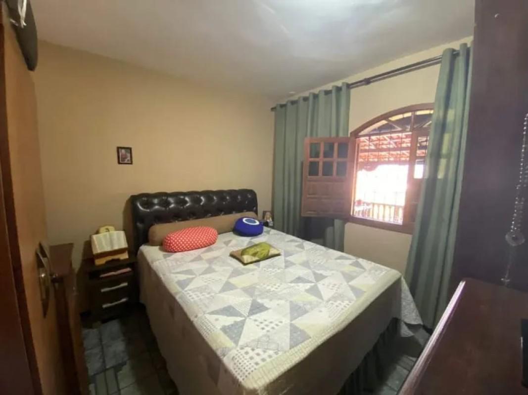 Casa, Teixeira Dias, 4 Quartos, 2 Vagas, 1 Suíte