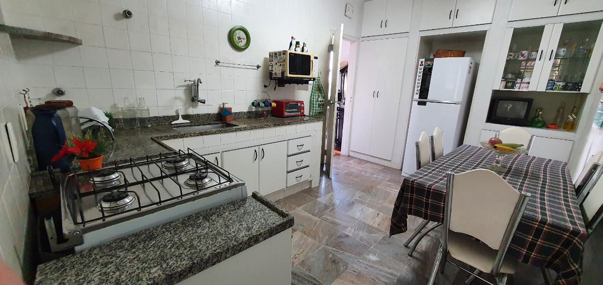 Casa, Santa Inês, 5 Quartos, 4 Vagas, 2 Suítes