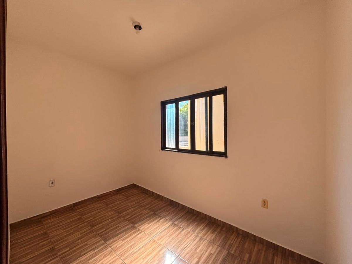 Casa, Centro, 3 Quartos, 2 Vagas, 1 Suíte