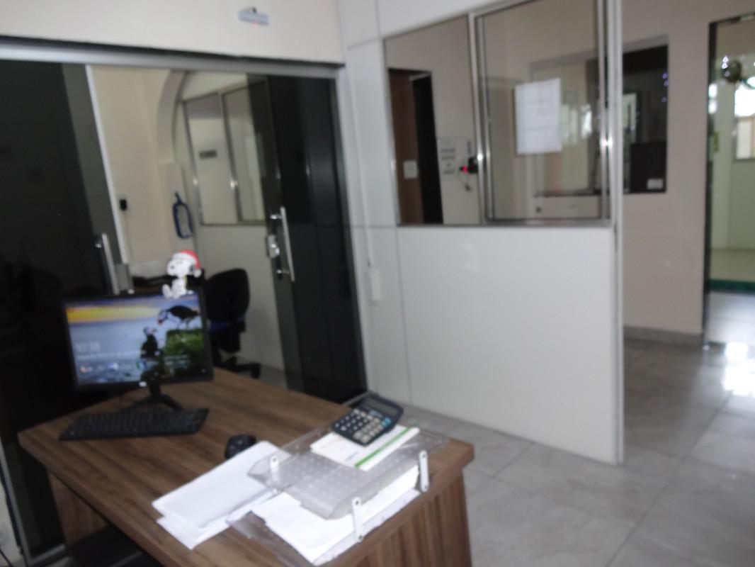 Casa, Floramar, 2 Quartos, 3 Vagas, 1 Suíte