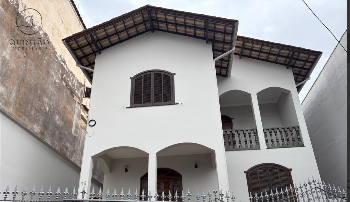 Casa, Centro, 3 Quartos, 1 Vaga, 1 Suíte