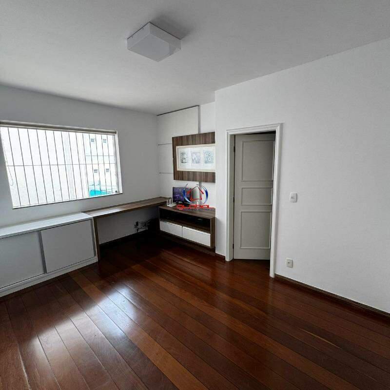 Casa, Ouro Preto, 4 Quartos, 4 Vagas, 1 Suíte