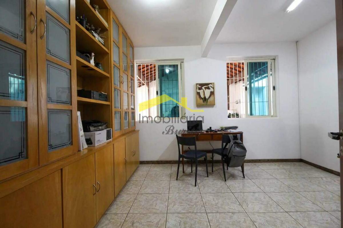 Casa, Buritis, 4 Quartos, 4 Vagas, 1 Suíte