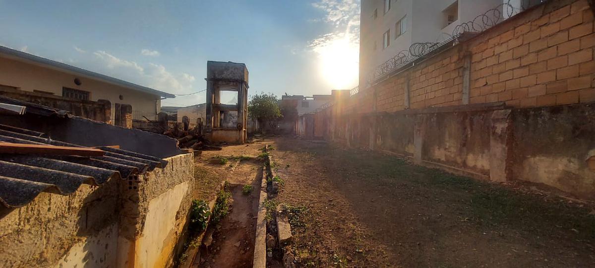 Lote, Santa Cruz, 0 Quarto, 0 Vaga