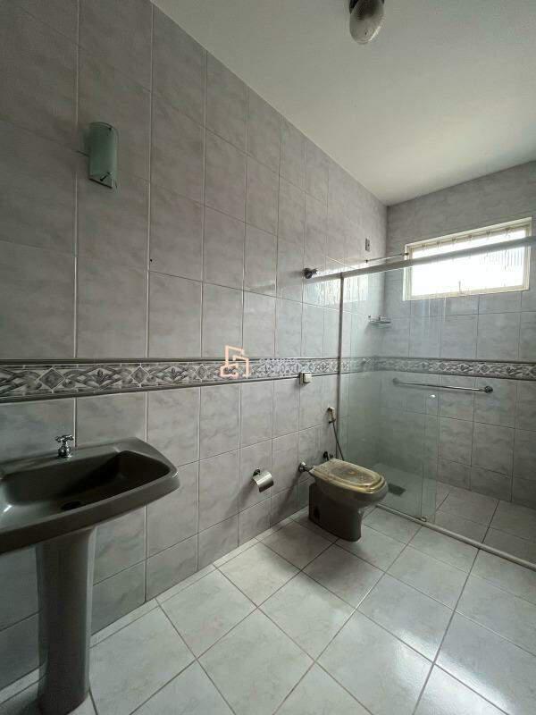 Casa, Alípio de Melo, 2 Quartos, 2 Vagas, 1 Suíte
