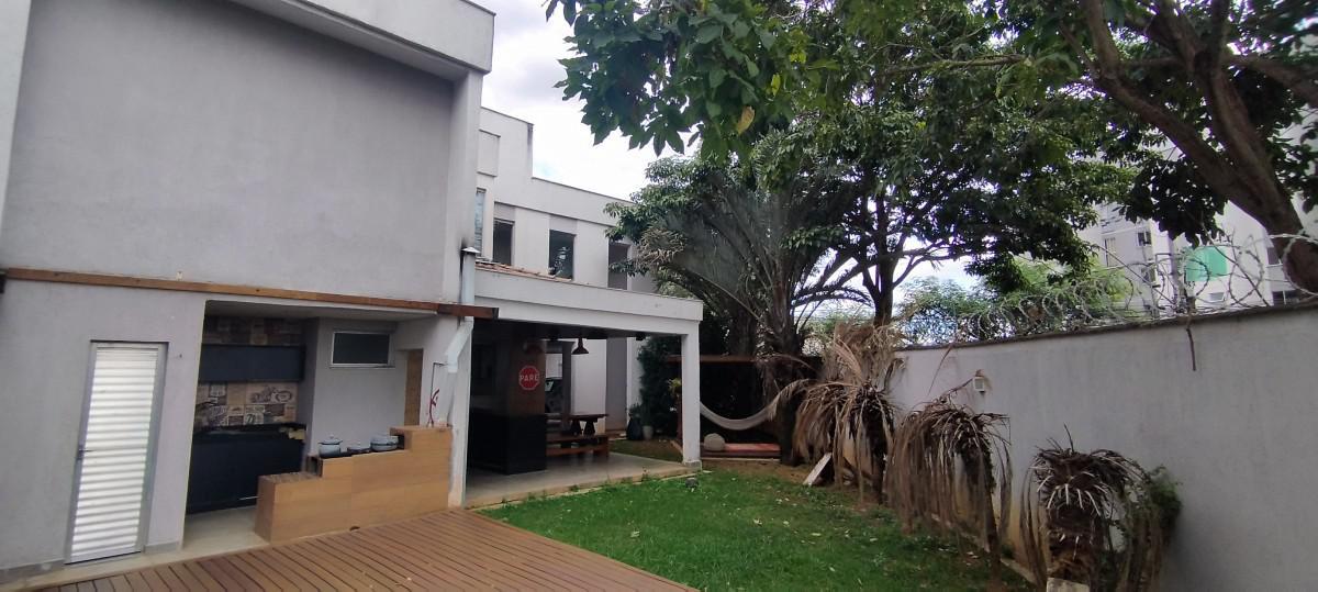 Casa, Cabral, 4 Quartos, 4 Vagas, 1 Suíte