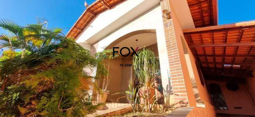 Casa, Santa Inês, 3 Quartos, 2 Vagas, 2 Suítes