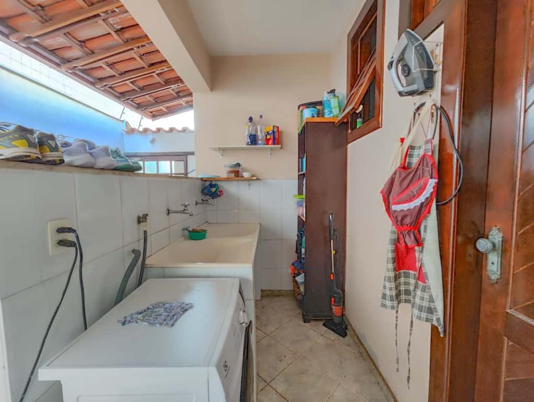 Casa, Castelo, 5 Quartos, 4 Vagas, 2 Suítes