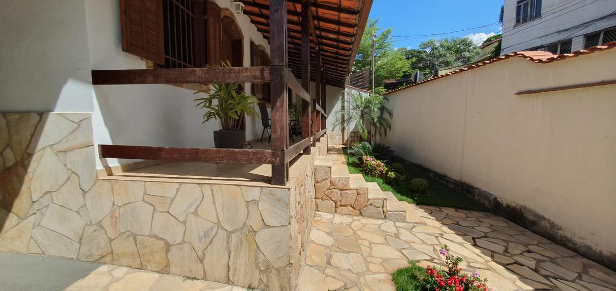 Casa, Salgado Filho, 3 Quartos, 5 Vagas, 1 Suíte