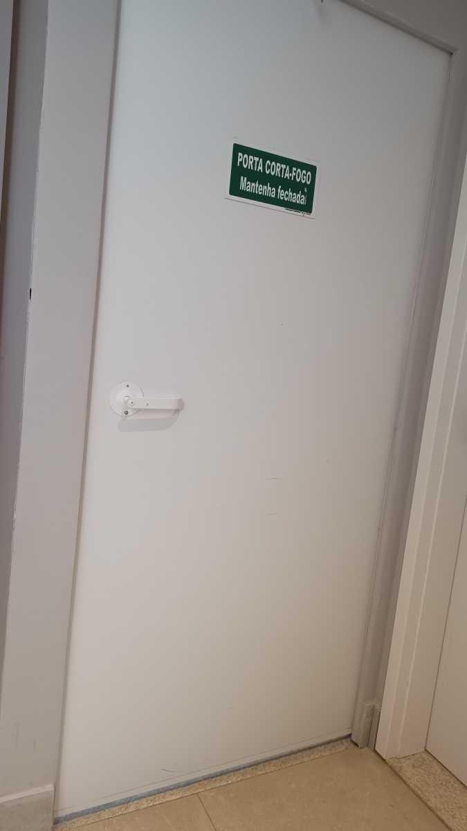 Apartamento, Sagrada Família, 3 Quartos, 2 Vagas, 1 Suíte