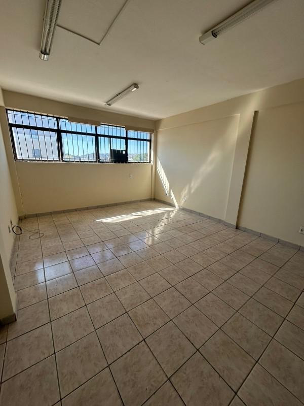 Sala, Glória, 0 Quarto, 1 Vaga