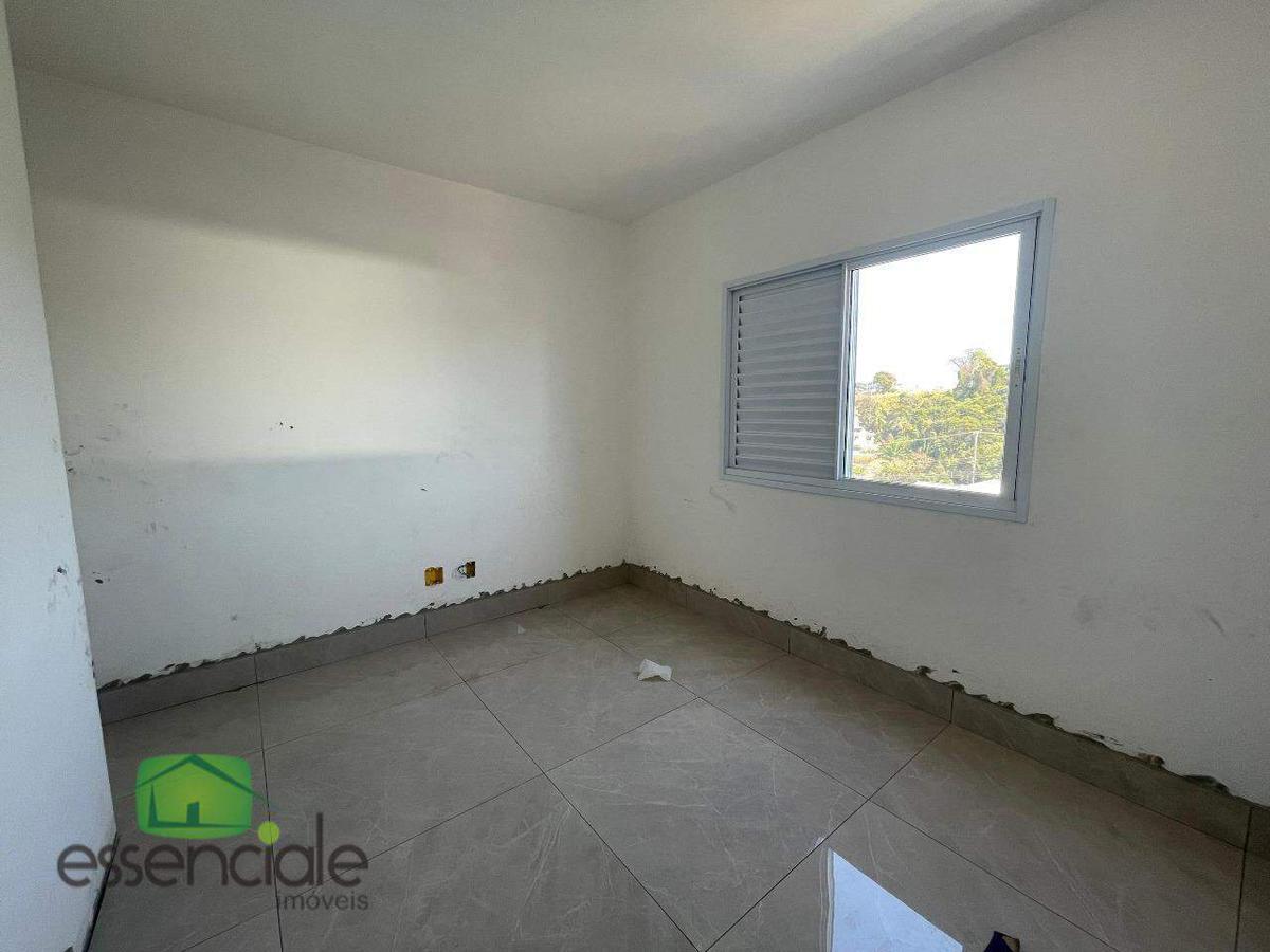 Apartamento, Centro, 2 Quartos, 2 Vagas, 1 Suíte