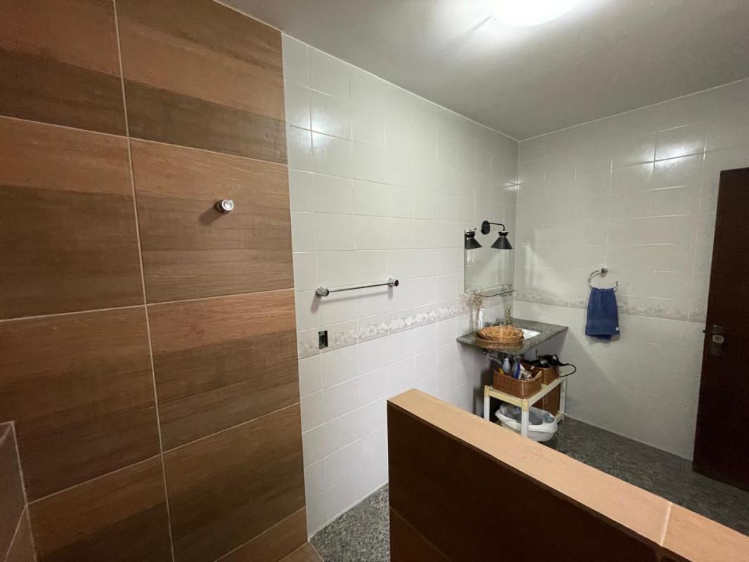 Casa, Alípio de Melo, 5 Quartos, 2 Vagas, 1 Suíte