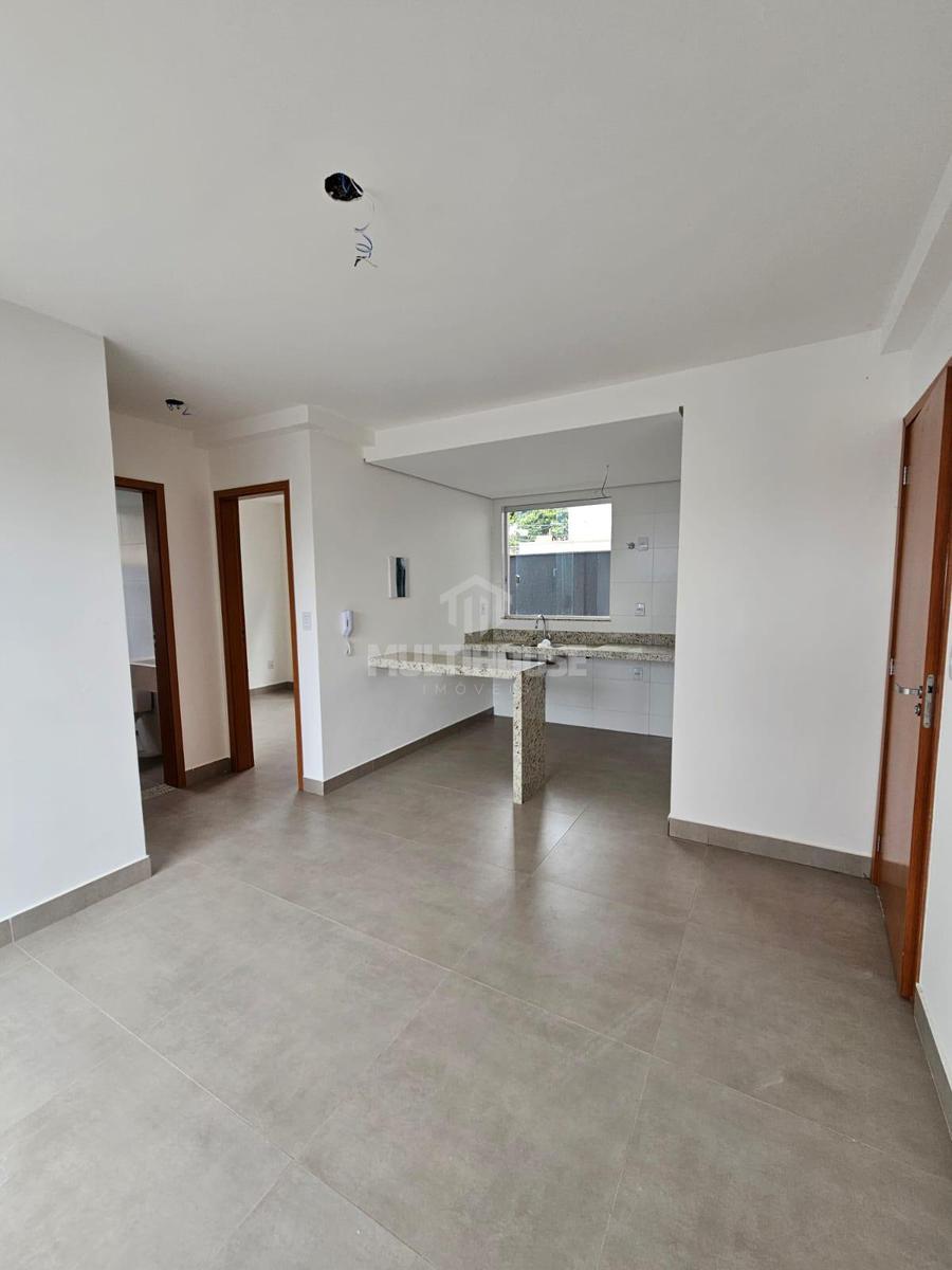 Apartamento, Candelária, 2 Quartos, 2 Vagas