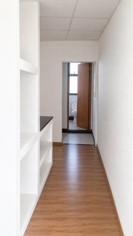 Sala, Vale do Sereno, 0 Quarto, 6 Vagas
